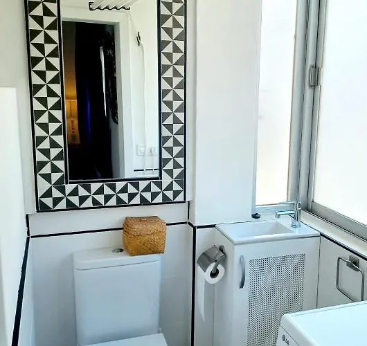 Old Town With Views Apartman